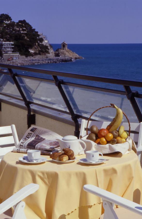 Residence Sole Mare Alaxi Hotels Alassio Exterior photo